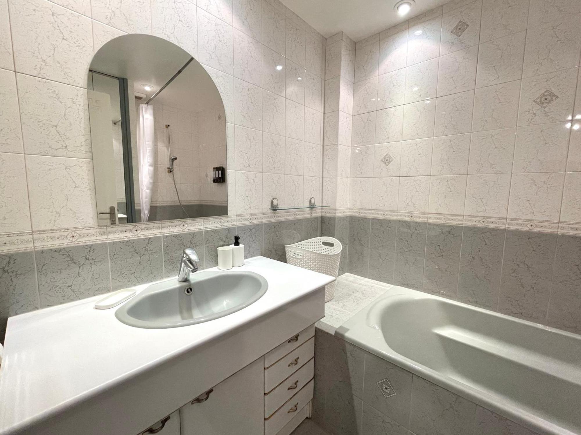 Appartement Confortable, Centre-Ville Troyes Buitenkant foto